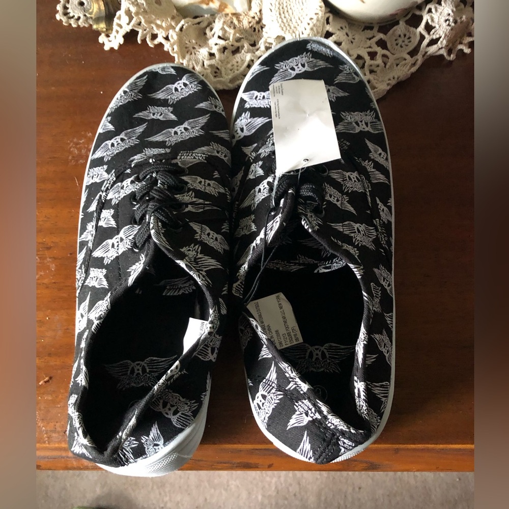Rare! Aerosmith Classic Rock Sneakers - 918 $30 or $25 w/offer